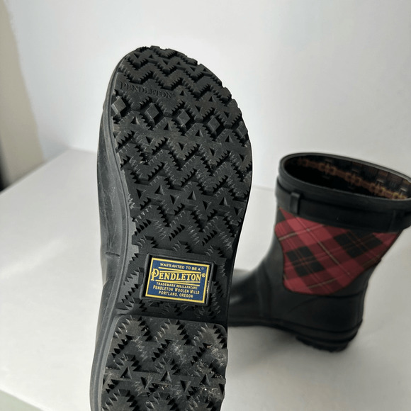 PENDLETON Cunningham Heritage Short Boot Scarlet Plaid rainboot womens 10 - Picture 6 of 6
